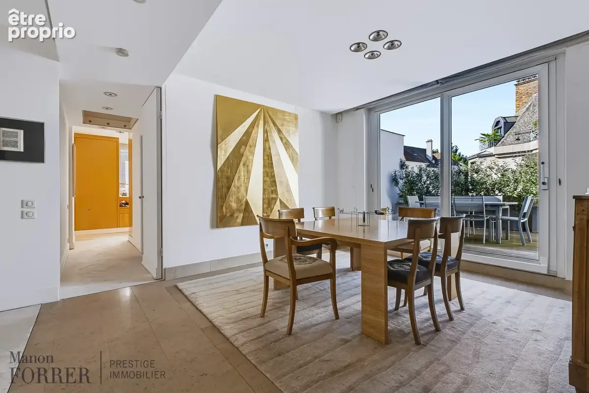 À VENDRE ! Appartement 5 pièces avec terrasse et balcon à proximité du parc de l’Orangerie   164,7 m2 - photo 4
