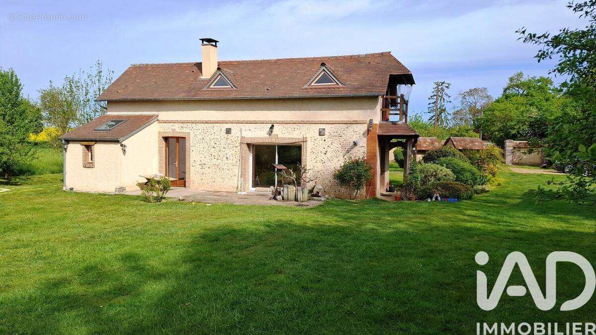 Photo 1 - Maison à COURDEMANCHE