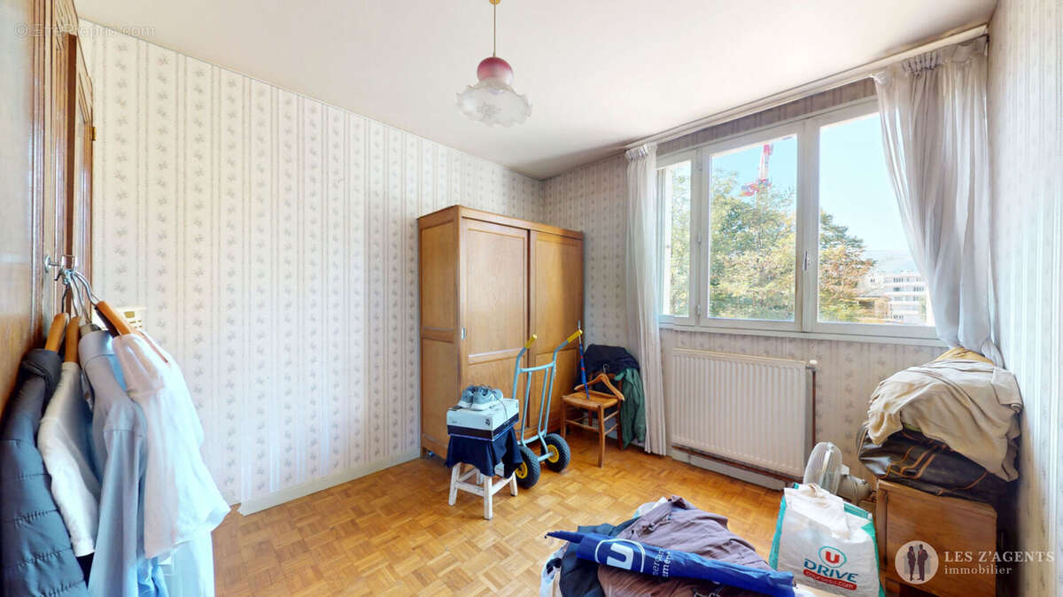 Appartement à SAINT-MARTIN-D'HERES