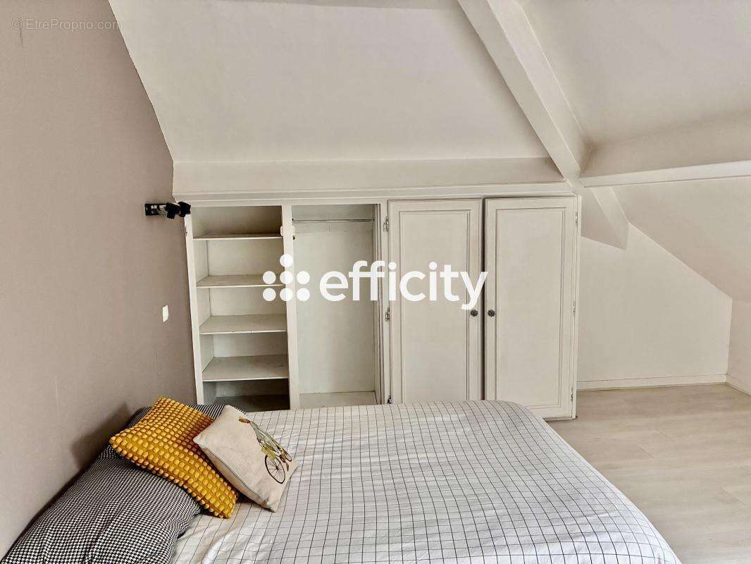 Maison à MARLY-LA-VILLE