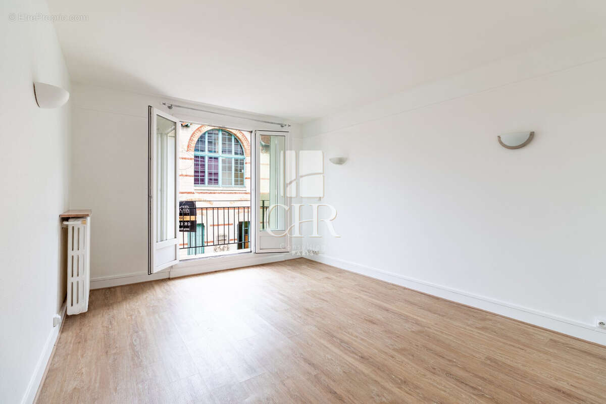 Appartement à PARIS-15E