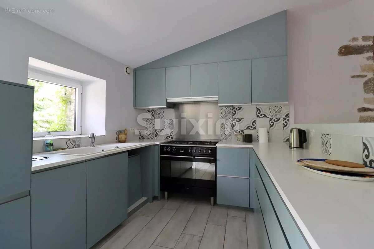 Maison à PONT-DE-BARRET