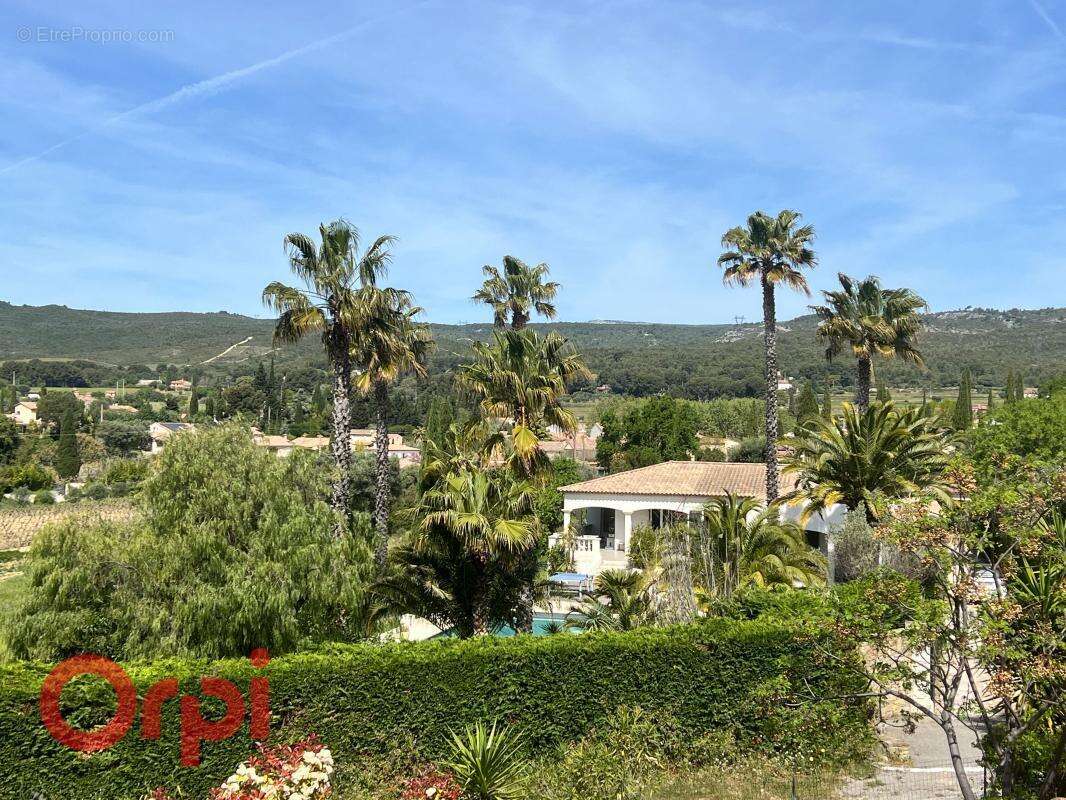Maison à LE CASTELLET