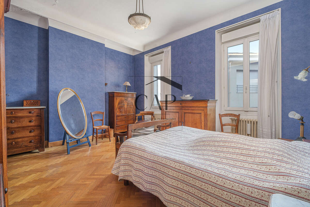 Appartement à MARSEILLE-6E