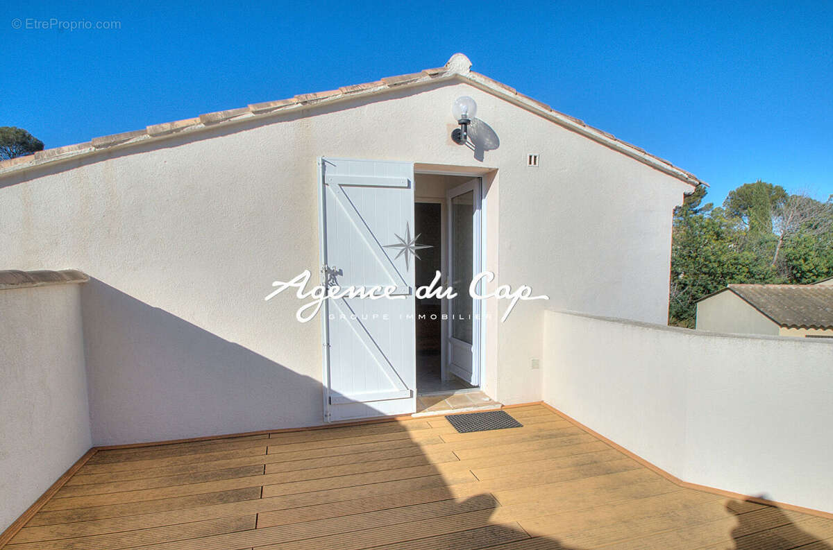 Maison à FREJUS