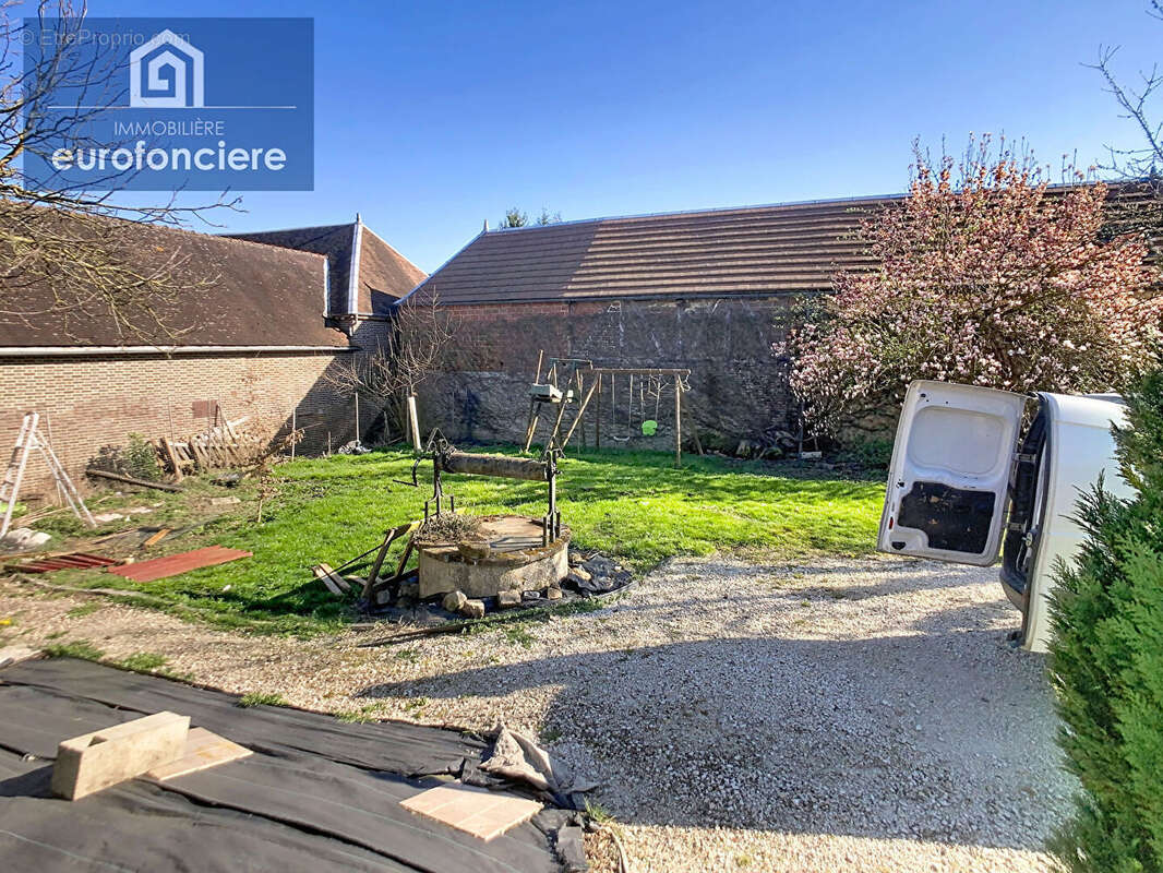 Maison à MARAYE-EN-OTHE