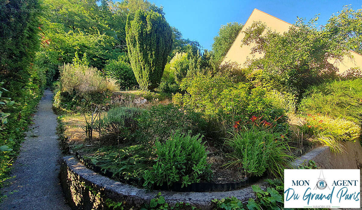 Maison de 115m2 + sous-sol total - Vauhallan Plateau de Saclay - photo 3