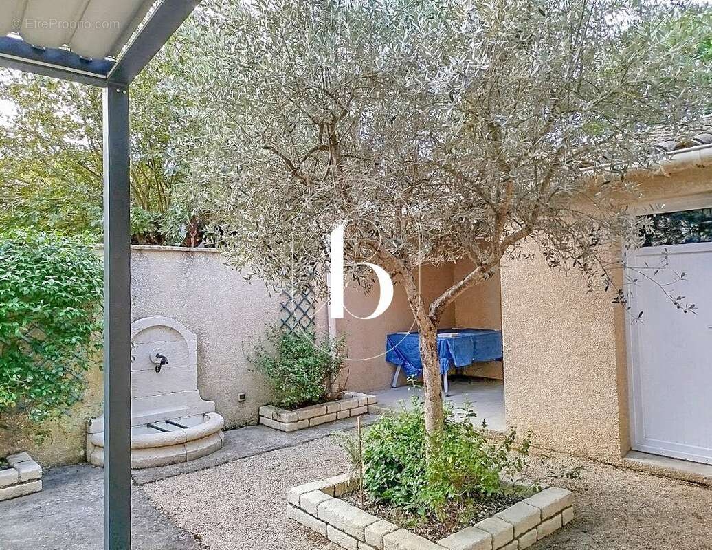Maison 87 m² à Saint-Ambroix  - photo 17