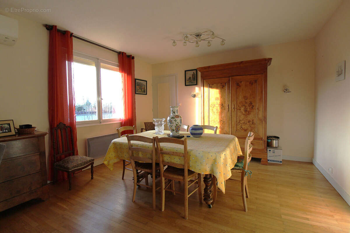 Maison à SAINT-AMOUR