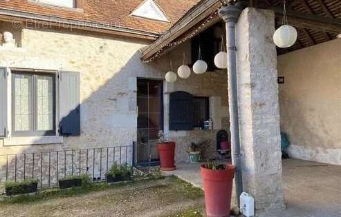 Maison à CHISSAY-EN-TOURAINE