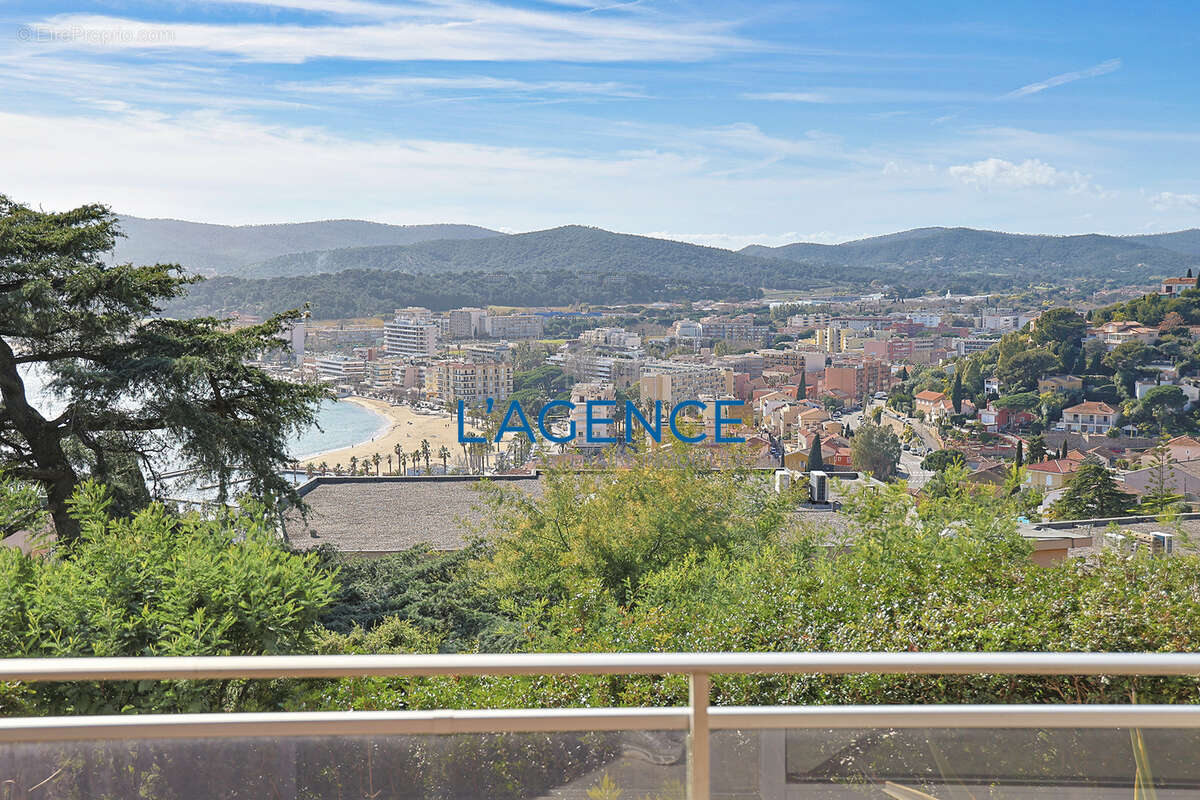 Appartement à LE LAVANDOU