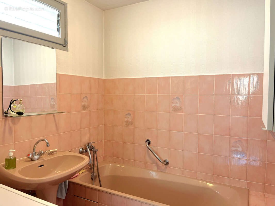 Appartement à LYON-8E