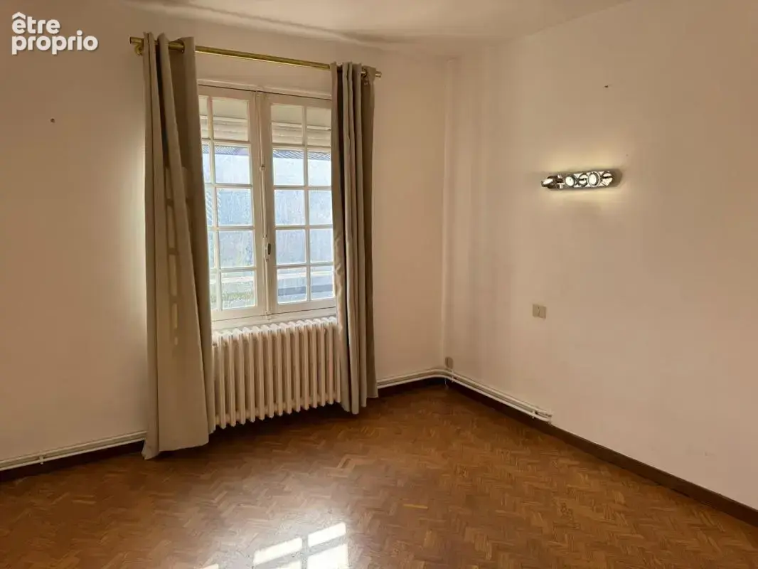 Maison quatre chambres à vendre à Carcassonne avec terrasse, jardinet et potentiel d'aménagement supplémentaire - photo 8