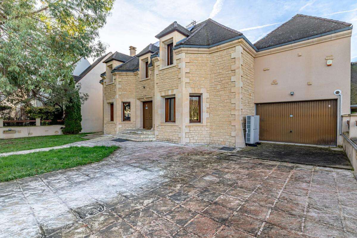 Maison à SAINT-PRIX