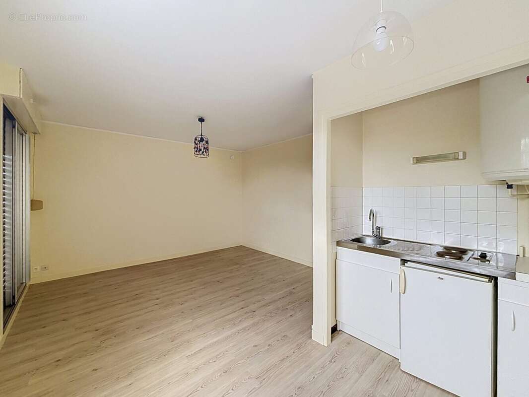 Appartement 25 m² à La Chaussee-Saint-Victor  - photo 3