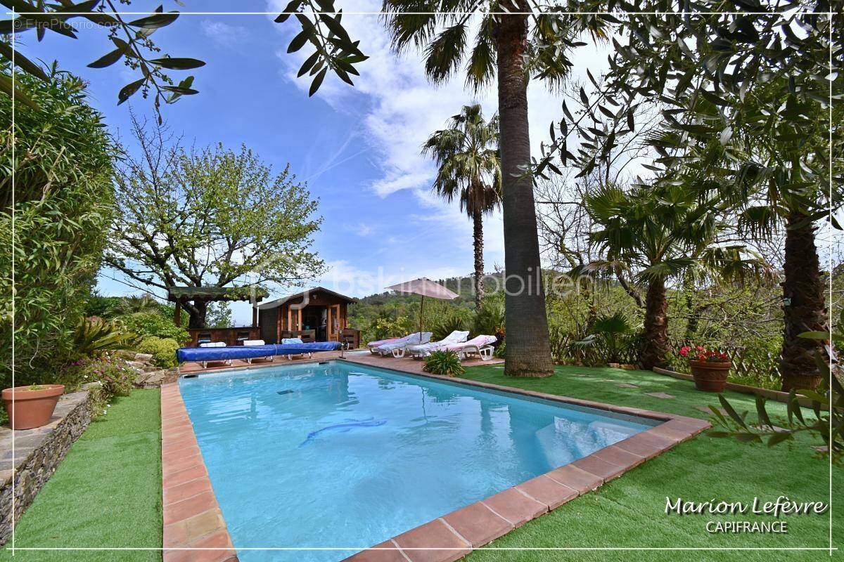 Maison à LA GARDE-FREINET