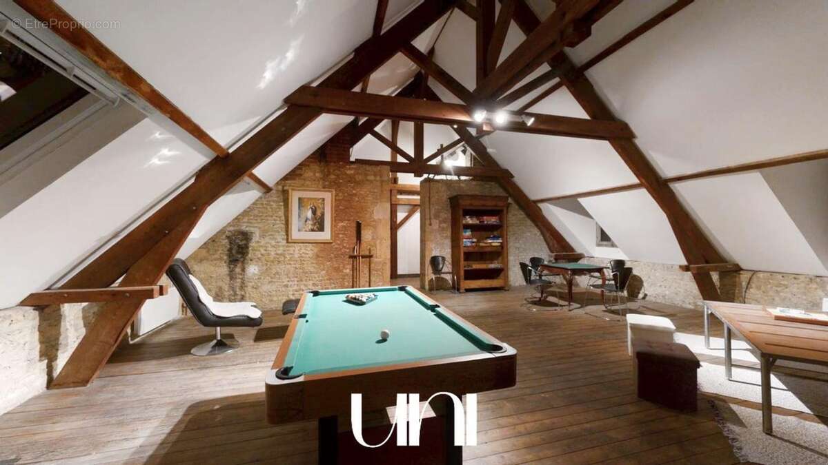 Maison à SAINT-PIERRE-SUR-DIVES