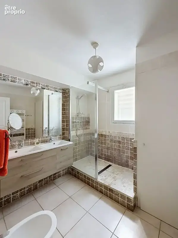 Appartement Villeneuve Les Avignon 4 pièce(s) 93 m2 avec terrasse - photo 9