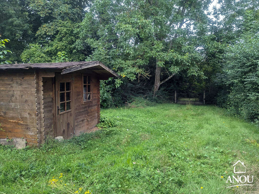 Maison à LA BAZOCHE-GOUET