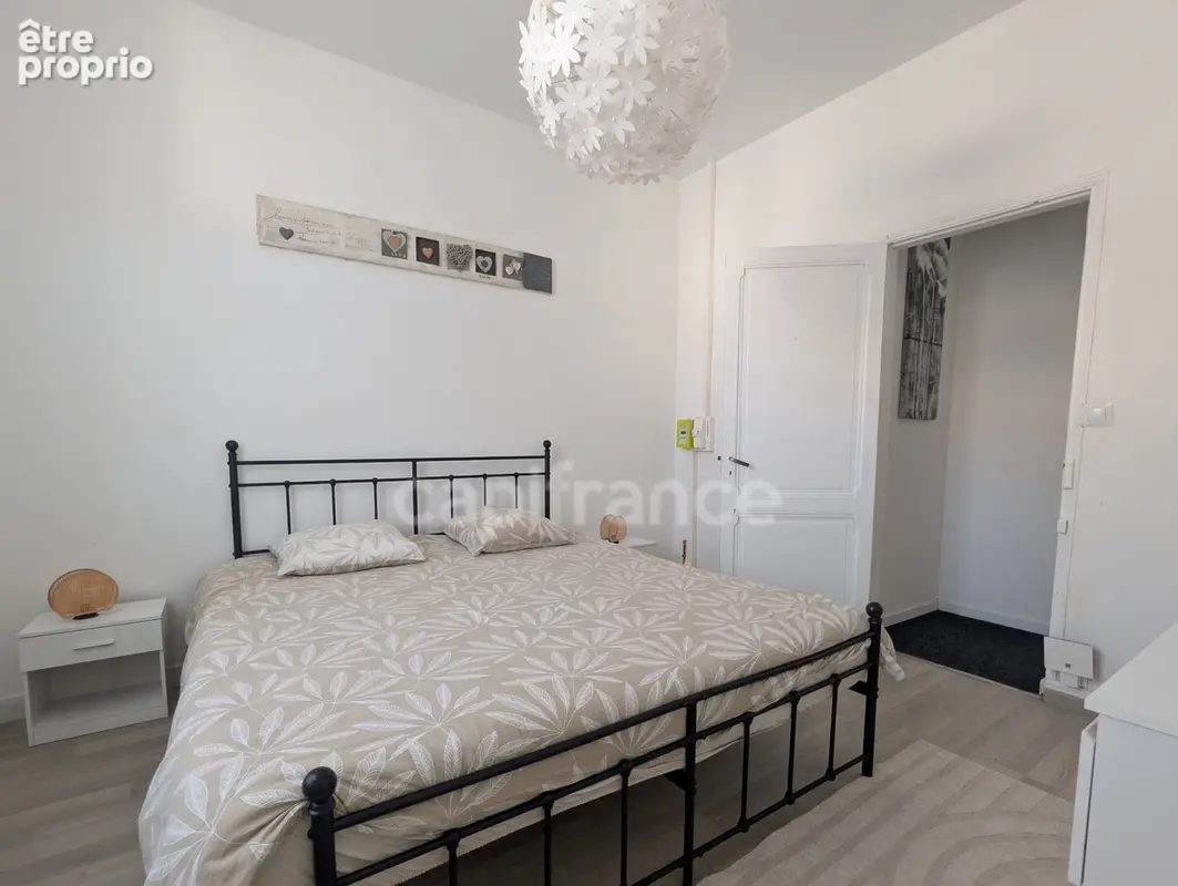 RONCE LES BAINS – À quelques pas de la plage – Appartement 7 pièces de 130 m² avec terrasse et balcon - photo 11