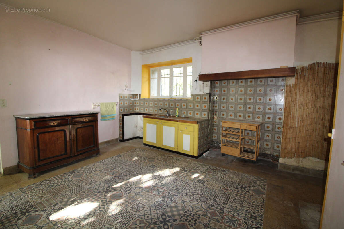 Maison à SAINT-CHRISTOL-LES-ALES