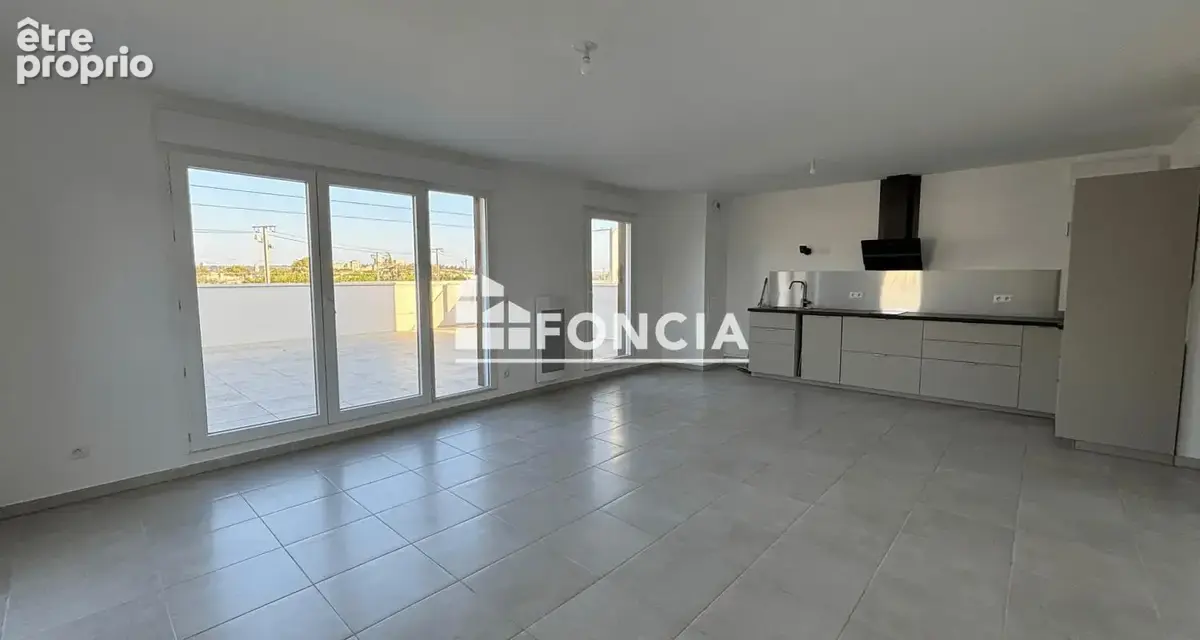 Avignon – t4 toit terrasse exceptionnelle avec vue sur le palais des papes - photo 2