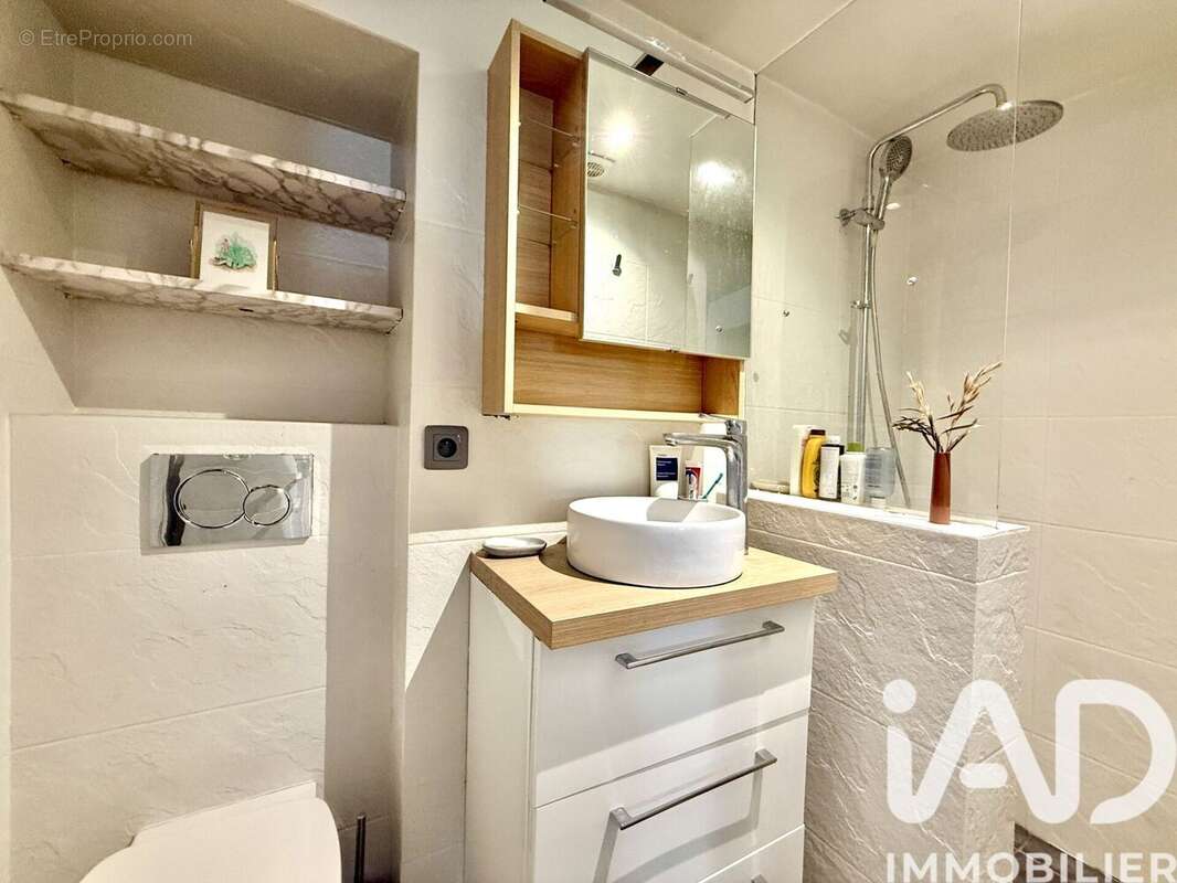 Photo 8 - Appartement à PARIS-11E