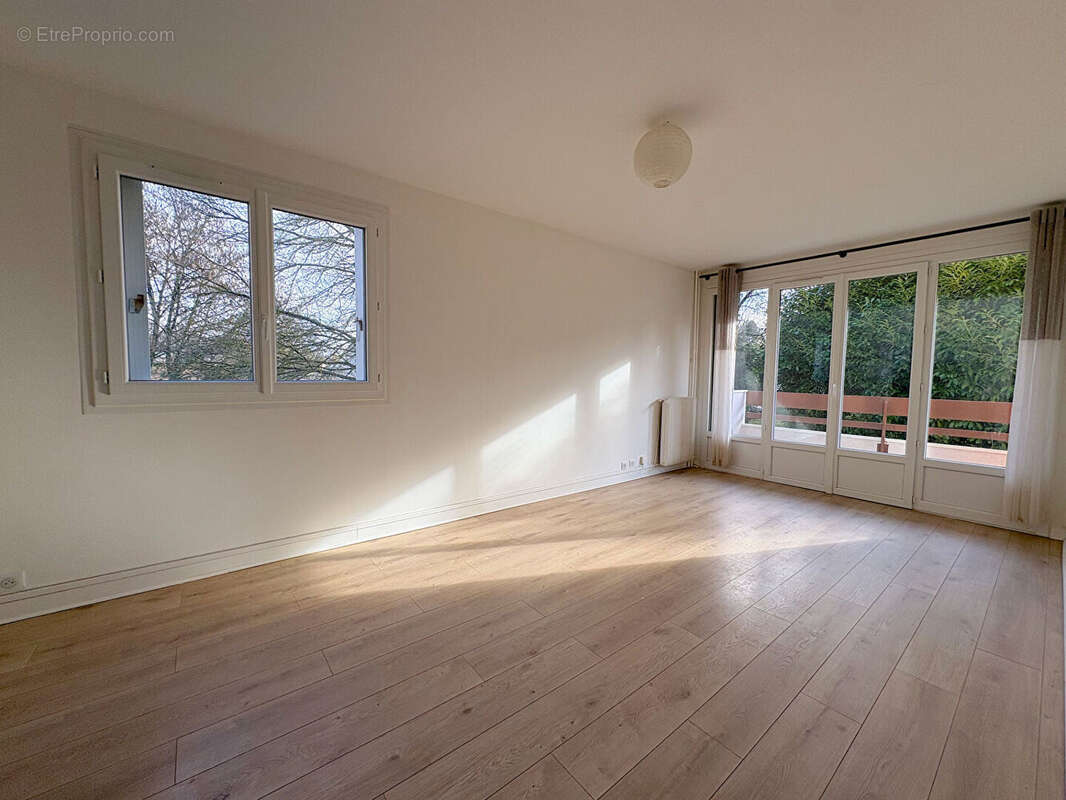 Appartement à VILLEBON-SUR-YVETTE