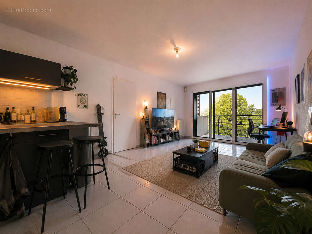 Appartement à CASTELNAU-LE-LEZ