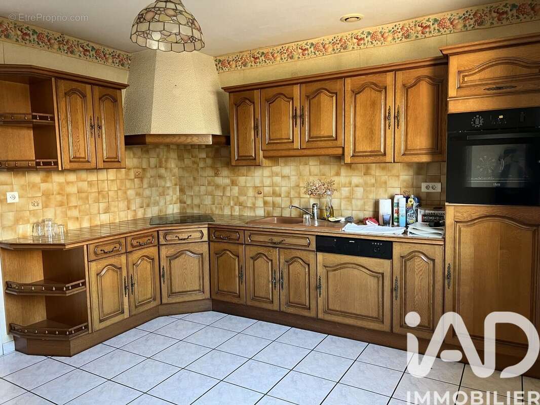 Maison 114 m² à Saint-Leger-Sur-Vouzance  - photo 6