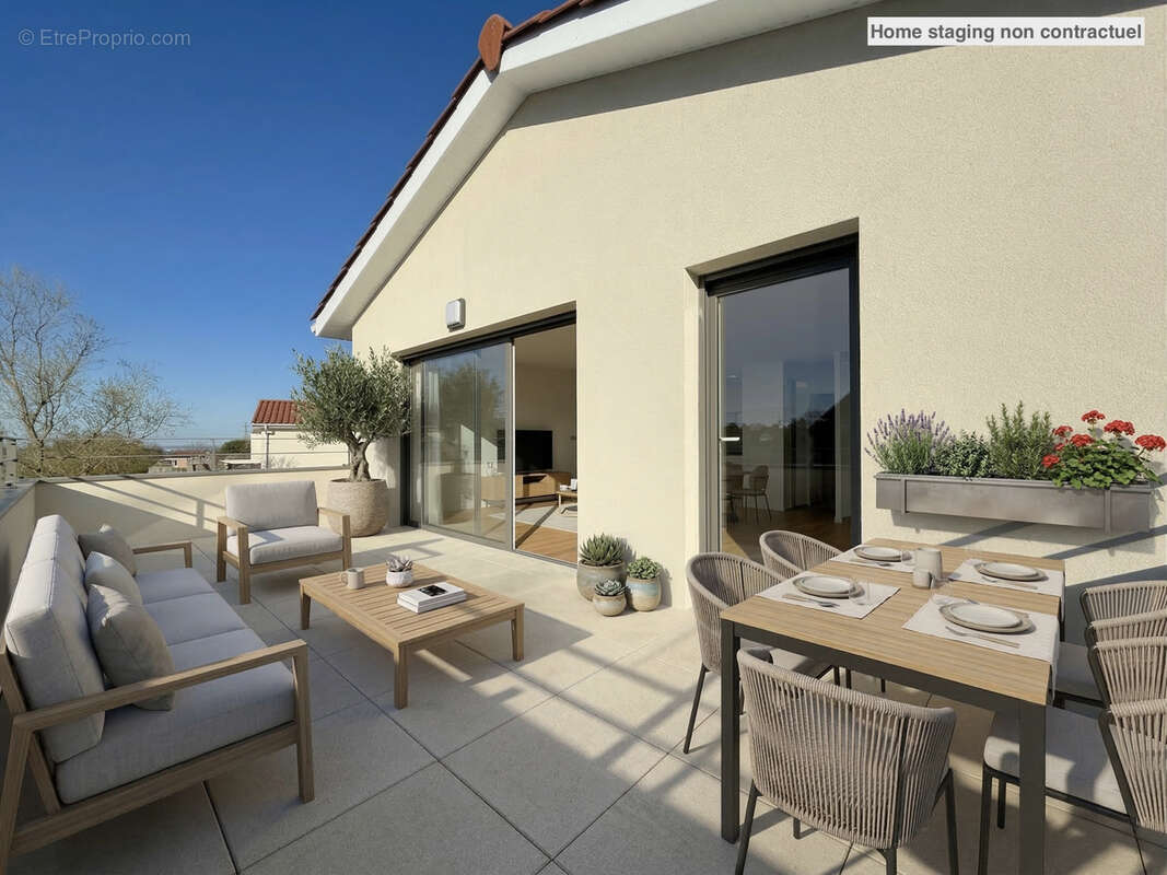 Appartement à LA TOUR-DE-SALVAGNY