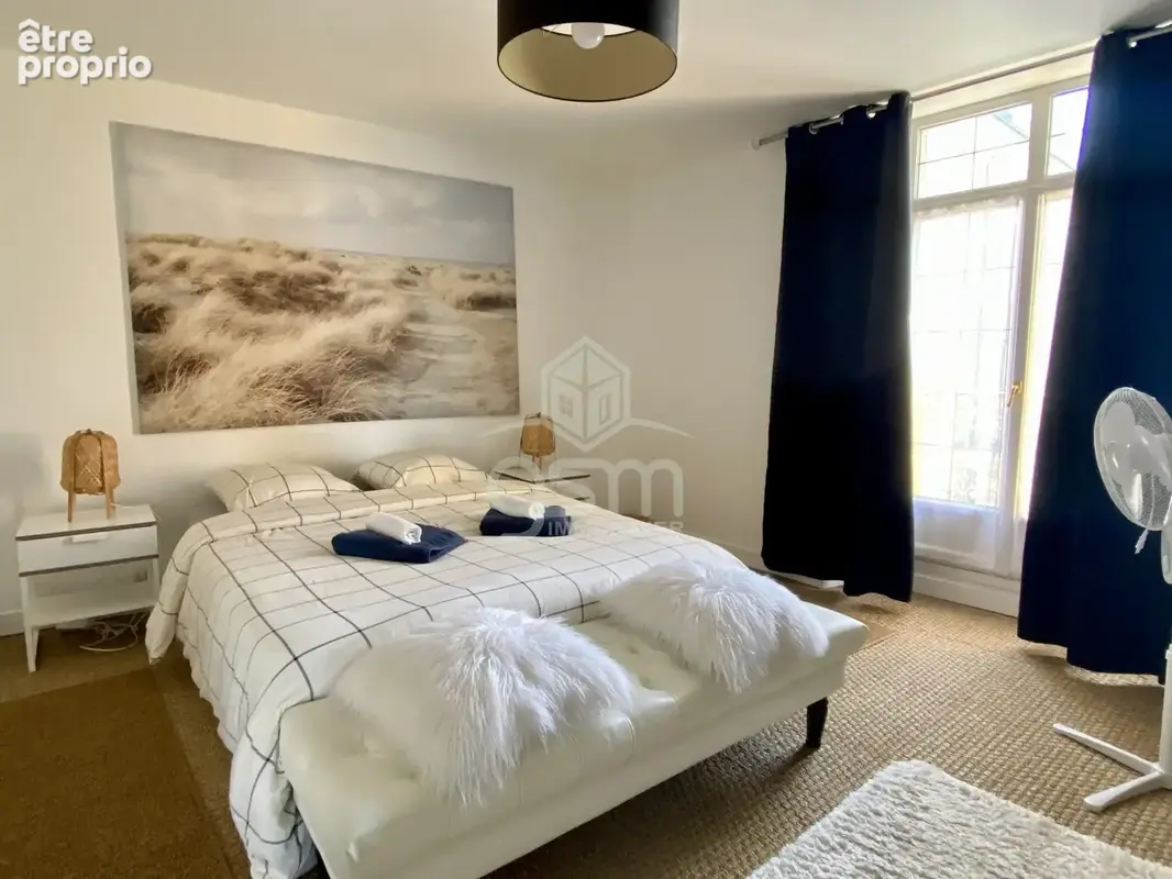 Maison 213 m² à Cormery  - photo 8