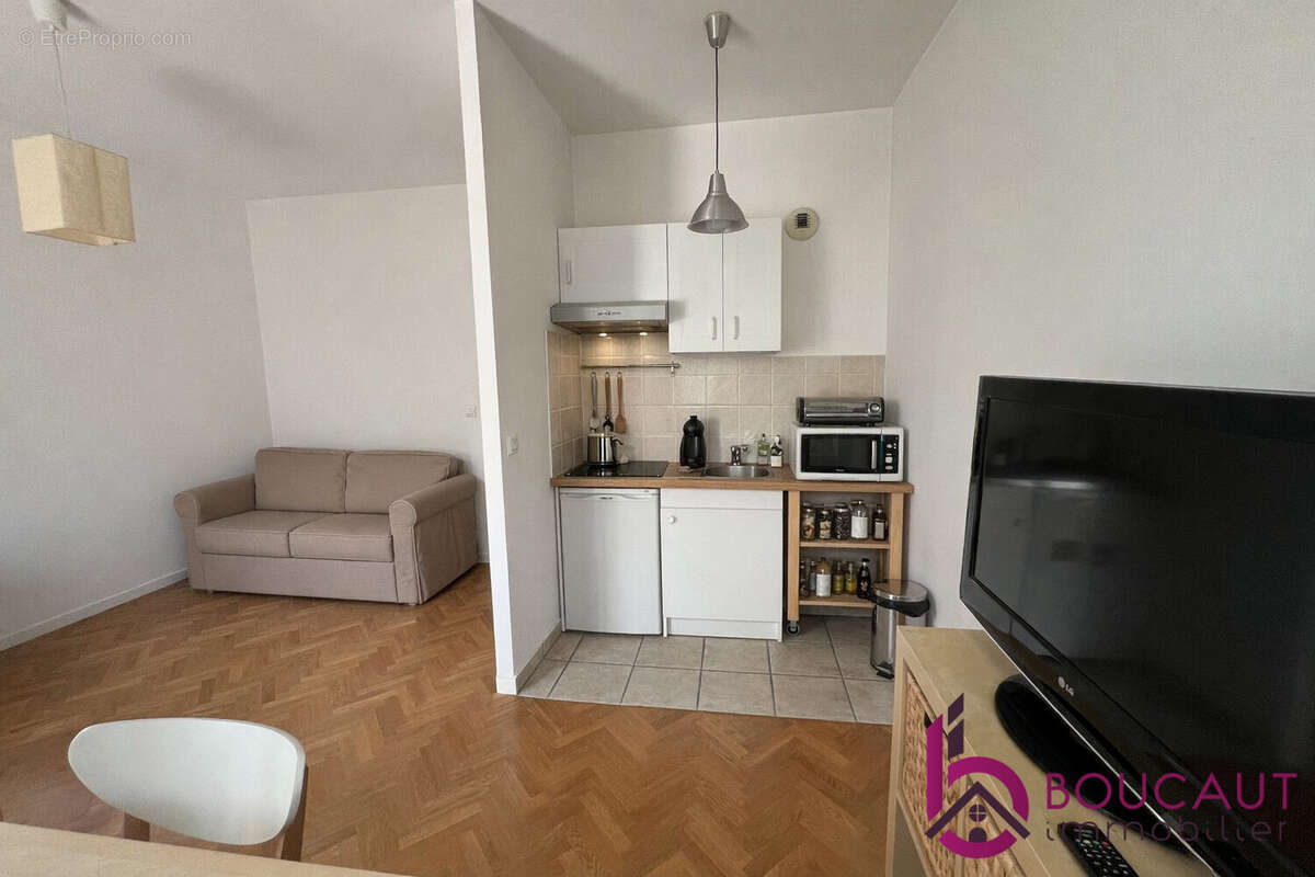 Appartement à LE PLESSIS-ROBINSON