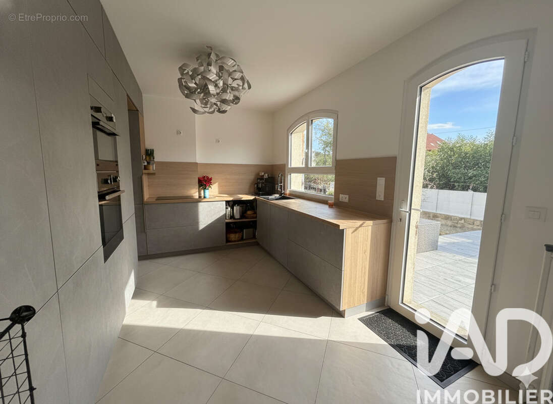 Photo 8 - Maison à JUVISY-SUR-ORGE