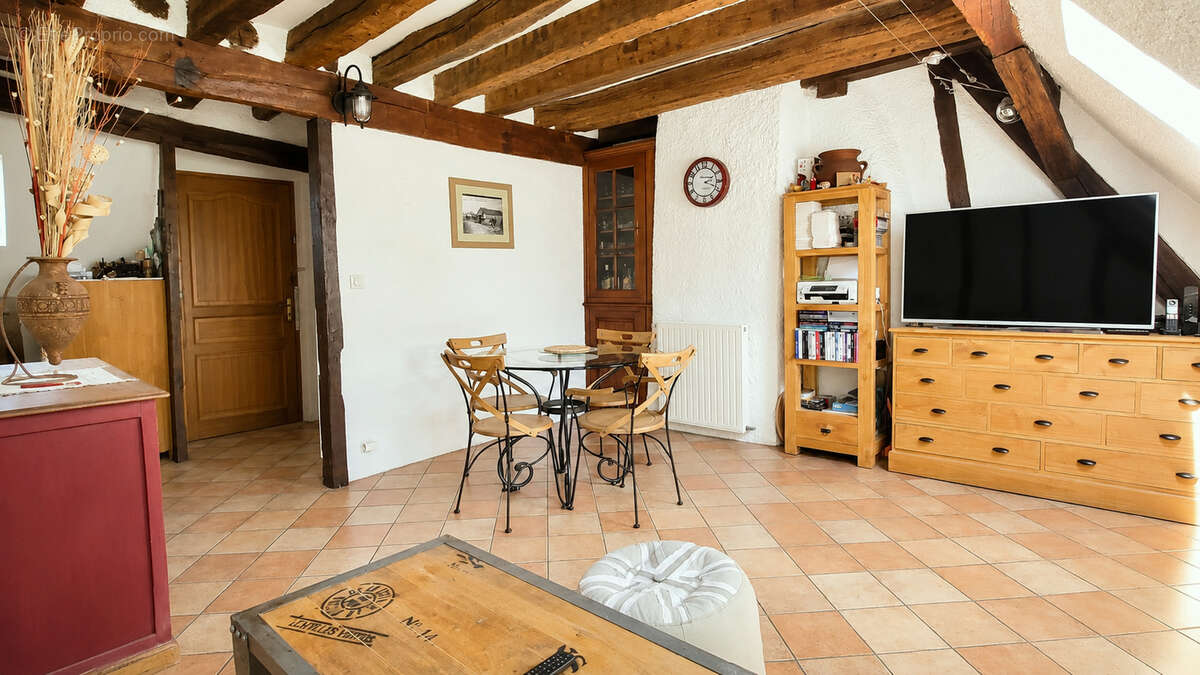 Appartement à EPERNON