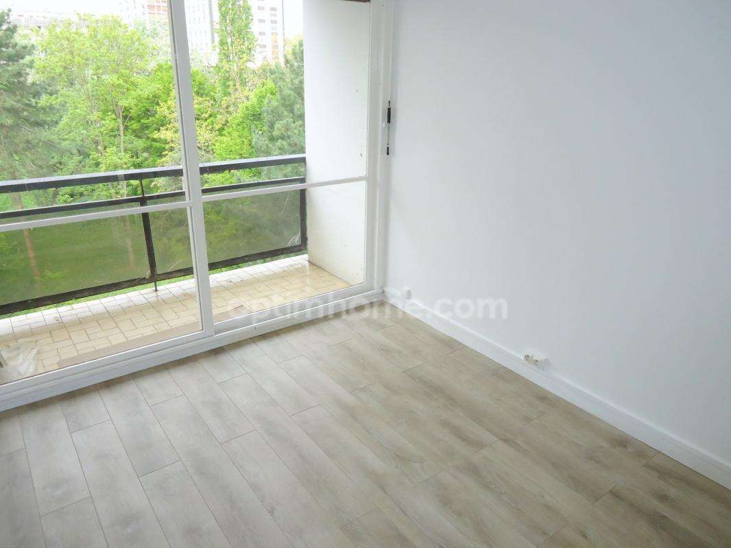Sarcelles Paul Herbé - Appartement 5 pièces / 3 chambres - Balcons - 89 m2 - 189 000 € FAI - photo 12