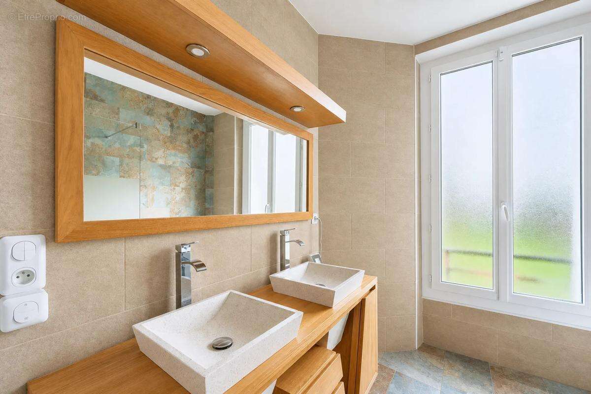 Maison de charme 8 ch. avec jardin à Limeil-Brévannes - photo 17