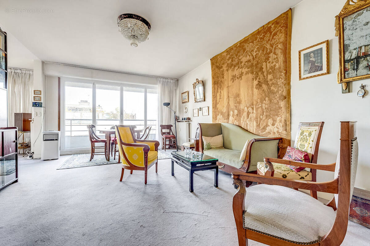 Appartement à PARIS-20E
