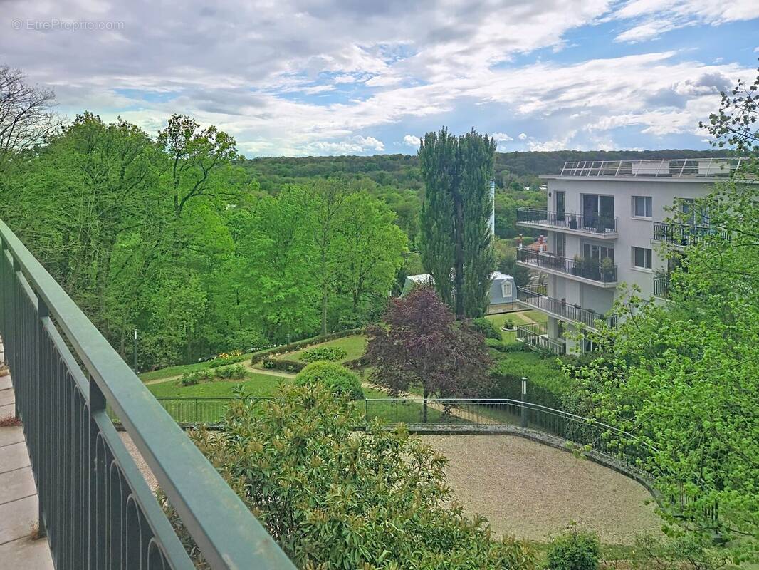 Appartement à GARCHES