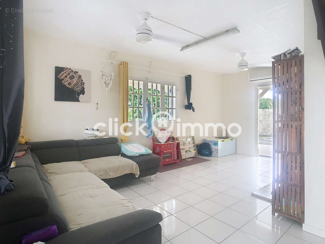 Maison à SAINTE-ANNE