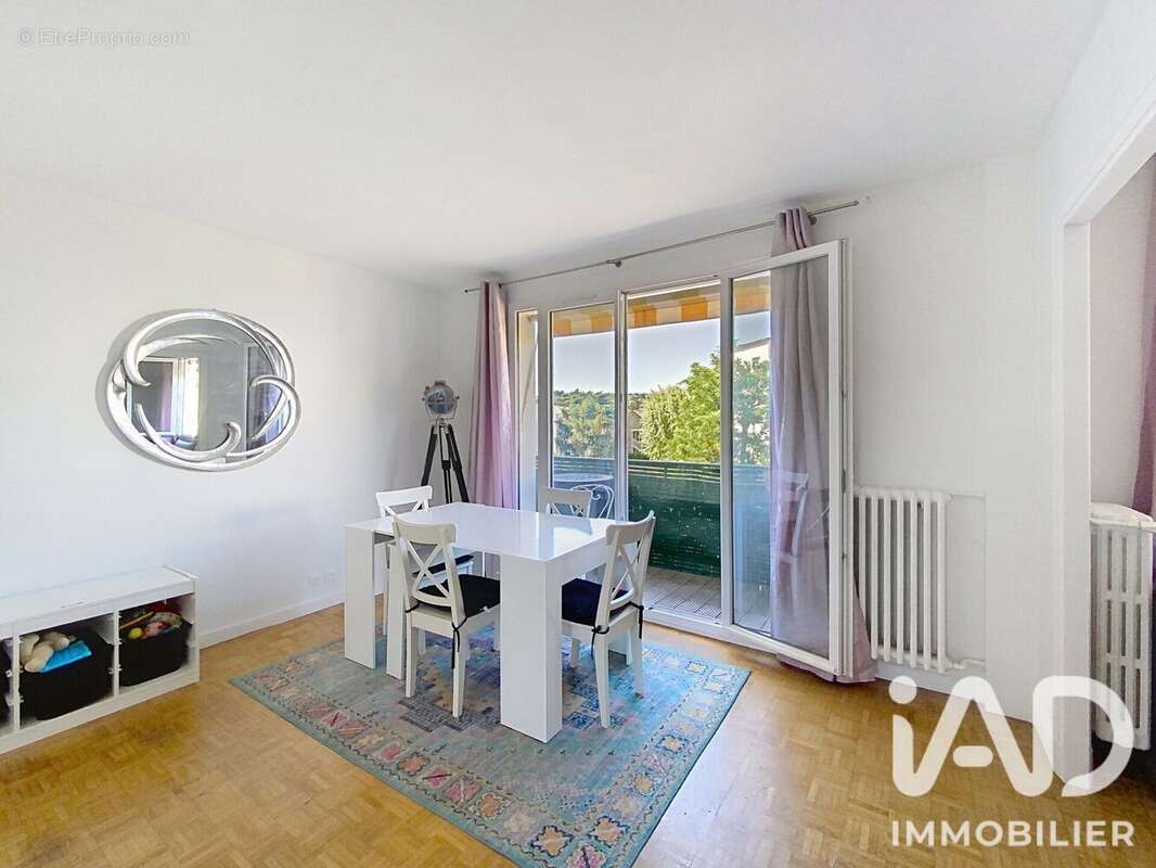 Photo 3 - Appartement à GARCHES
