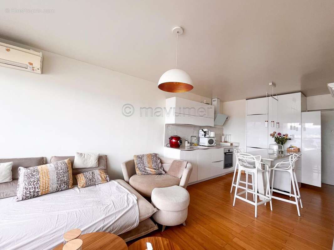 Appartement T2 Grand Pavois avec balcon et piscine Carré d\'OR  13008 Marseille n°11 - Appartement à MARSEILLE-8E