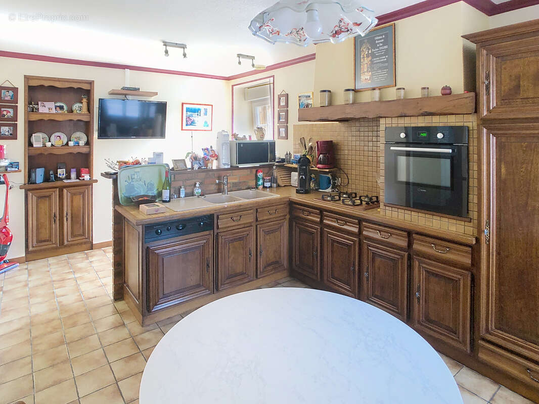 Maison à MUNEVILLE-LE-BINGARD