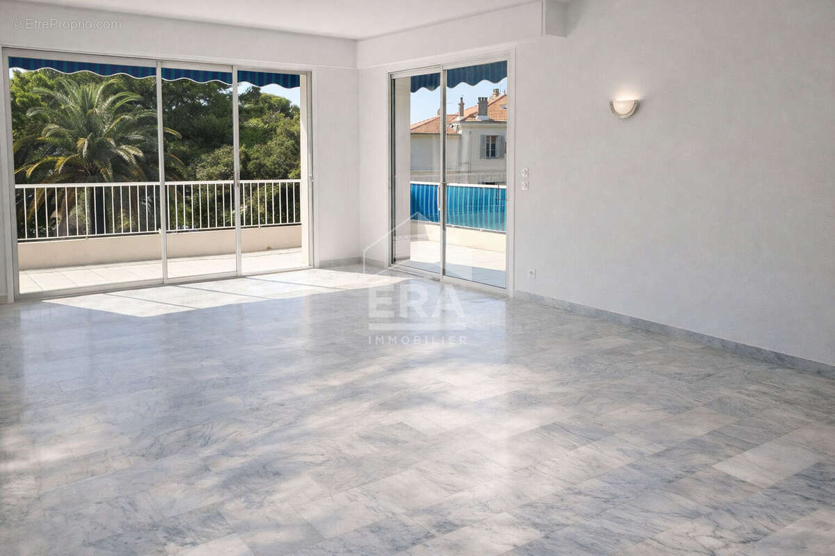 Appartement à LE CANNET