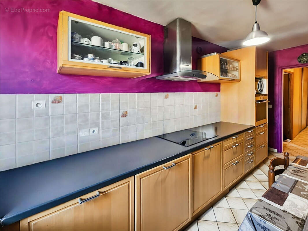 Appartement à SAVIGNY-LE-TEMPLE