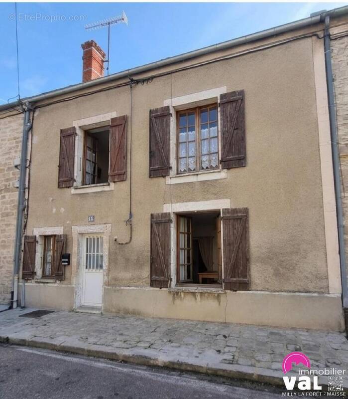 Maison à MILLY-LA-FORET