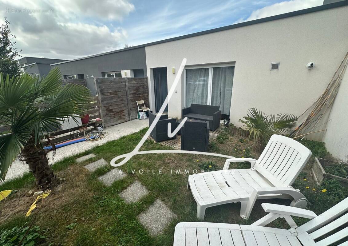 Maison à CHICHEBOVILLE