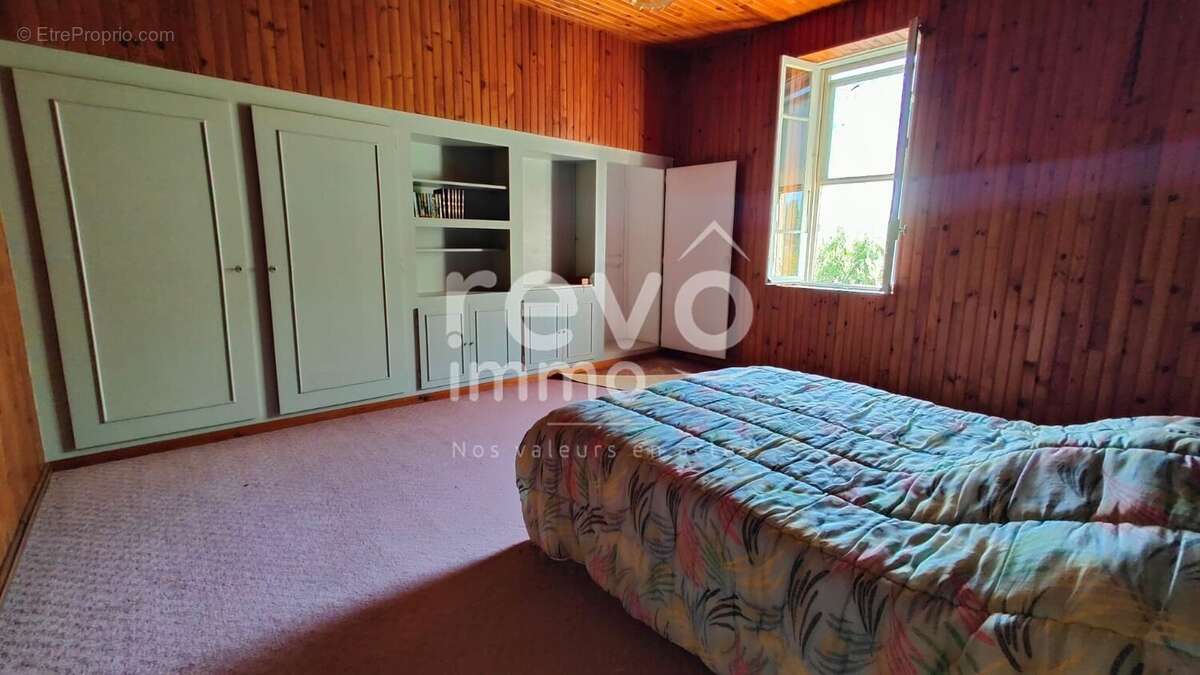 Maison à TRAVAILLAN