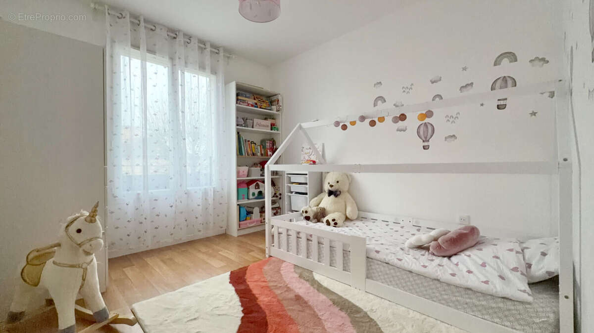 Appartement à CORBEIL-ESSONNES