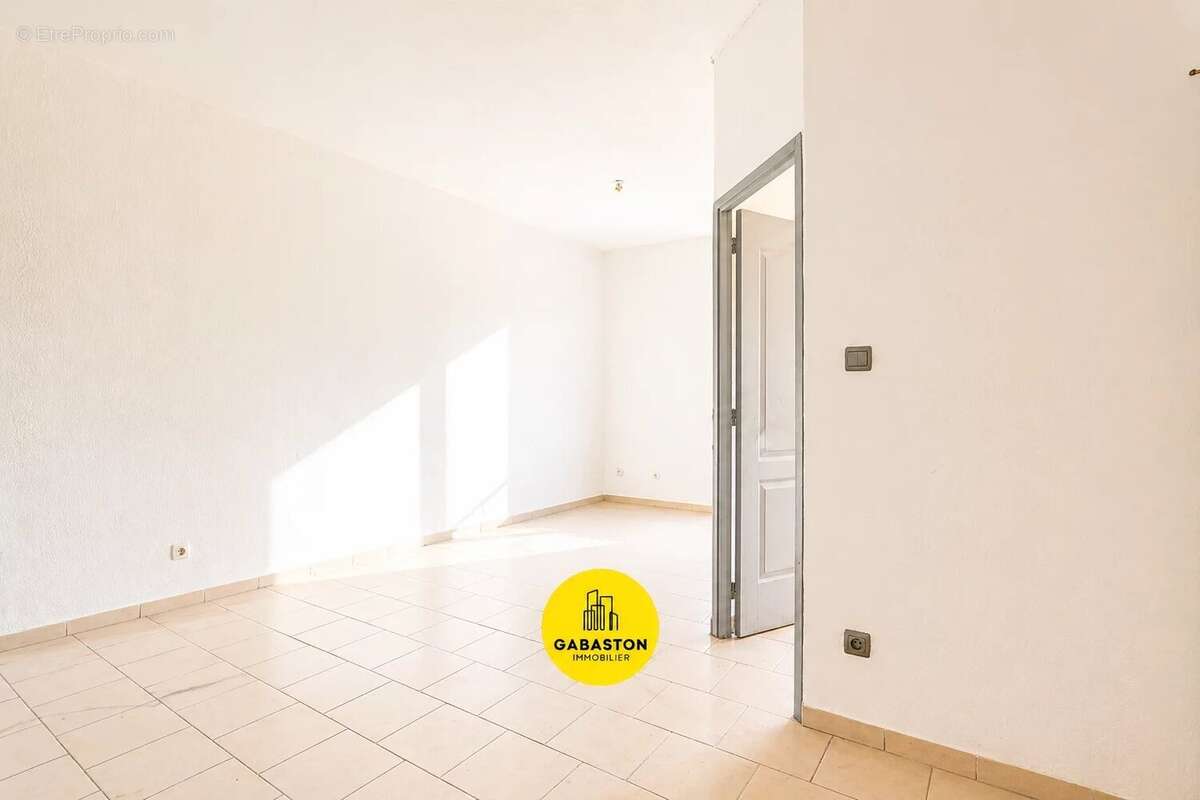 Appartement à MARSEILLE-13E